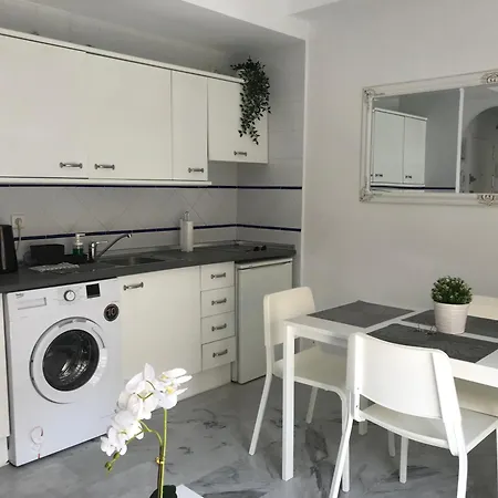 Side Heaven Apartment